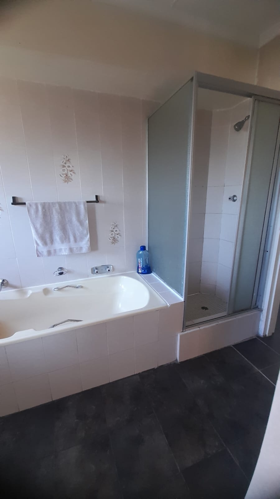 2 Bedroom Property for Sale in Clarendon KwaZulu-Natal