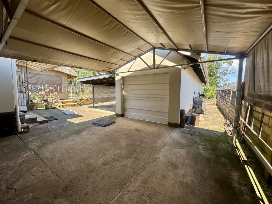 3 Bedroom Property for Sale in Hayfields KwaZulu-Natal