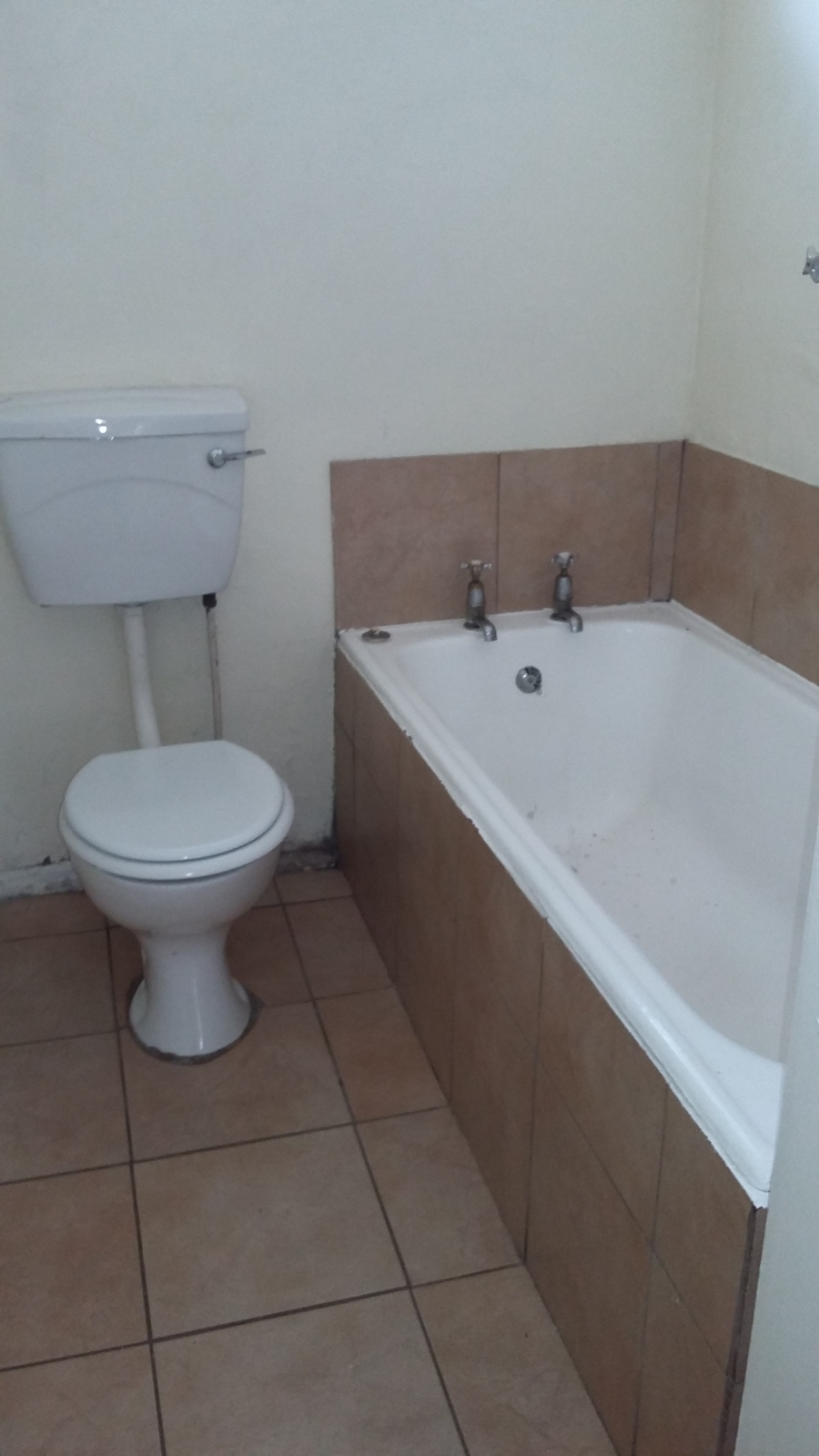 To Let 2 Bedroom Property for Rent in Prestbury KwaZulu-Natal
