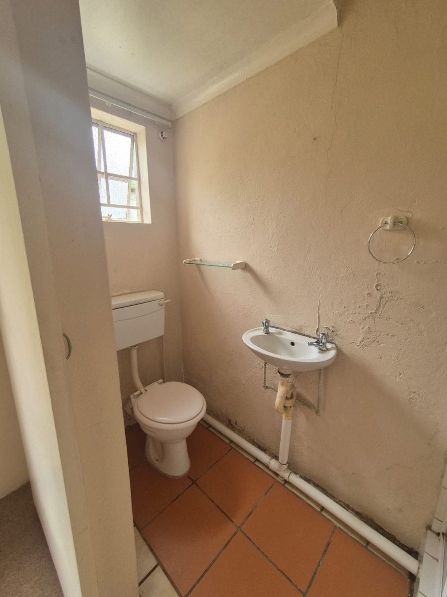 To Let 1 Bedroom Property for Rent in Scottsville KwaZulu-Natal