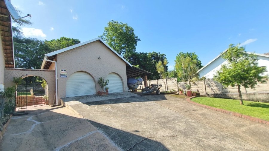 4 Bedroom Property for Sale in Lincoln Meade KwaZulu-Natal