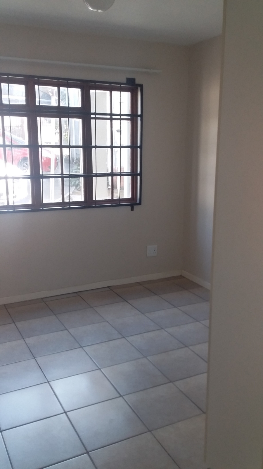 To Let 2 Bedroom Property for Rent in Scottsville KwaZulu-Natal