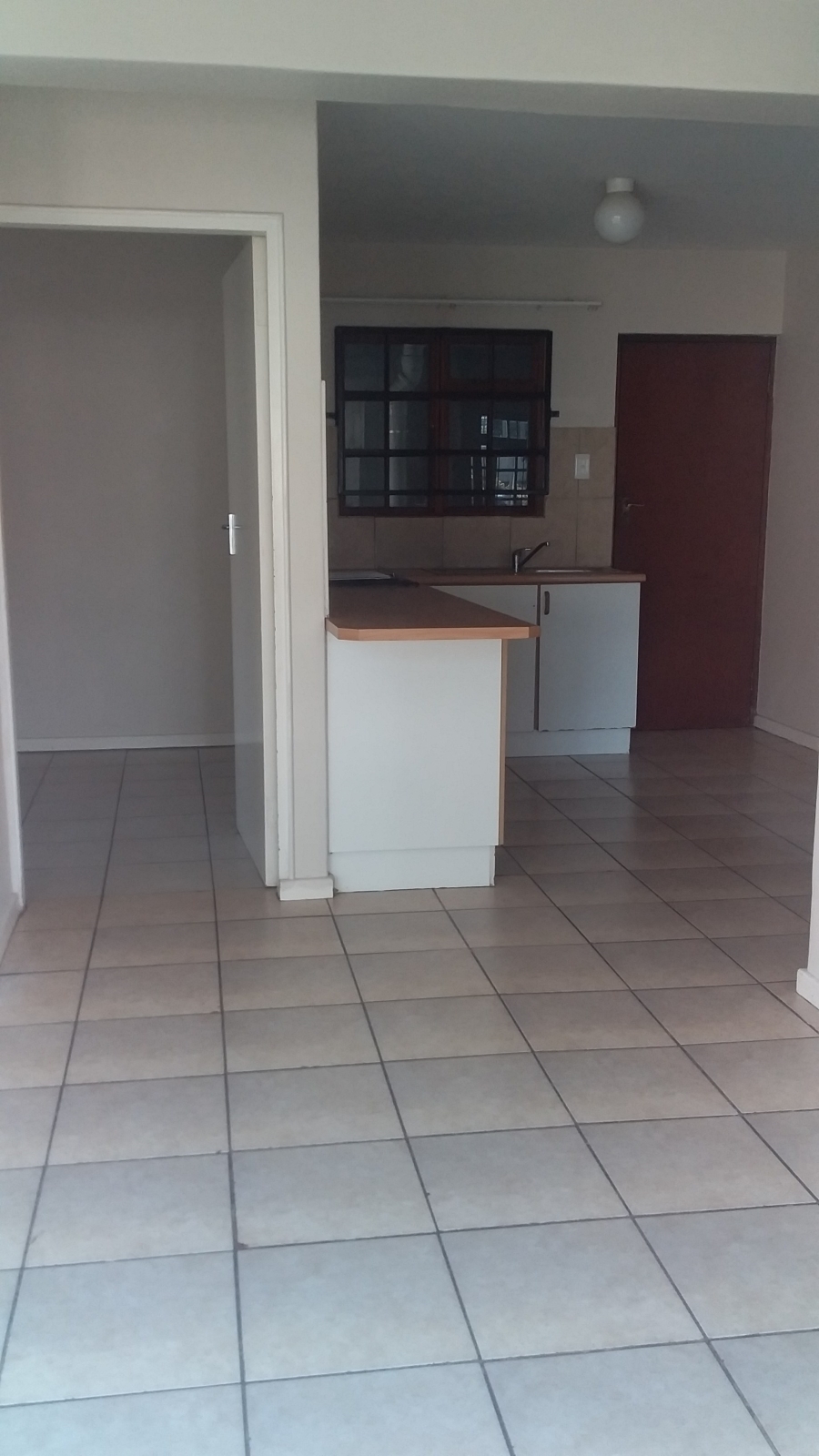 To Let 2 Bedroom Property for Rent in Scottsville KwaZulu-Natal