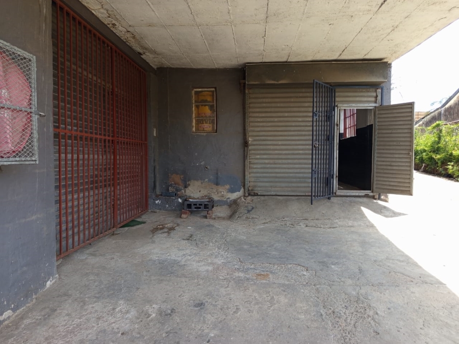 To Let commercial Property for Rent in Verulam KwaZulu-Natal