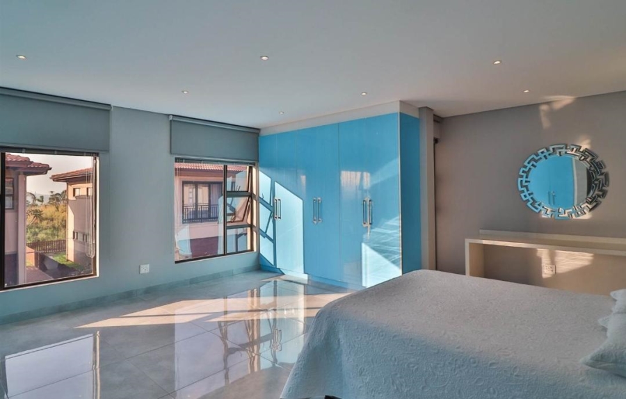 5 Bedroom Property for Sale in Izinga KwaZulu-Natal