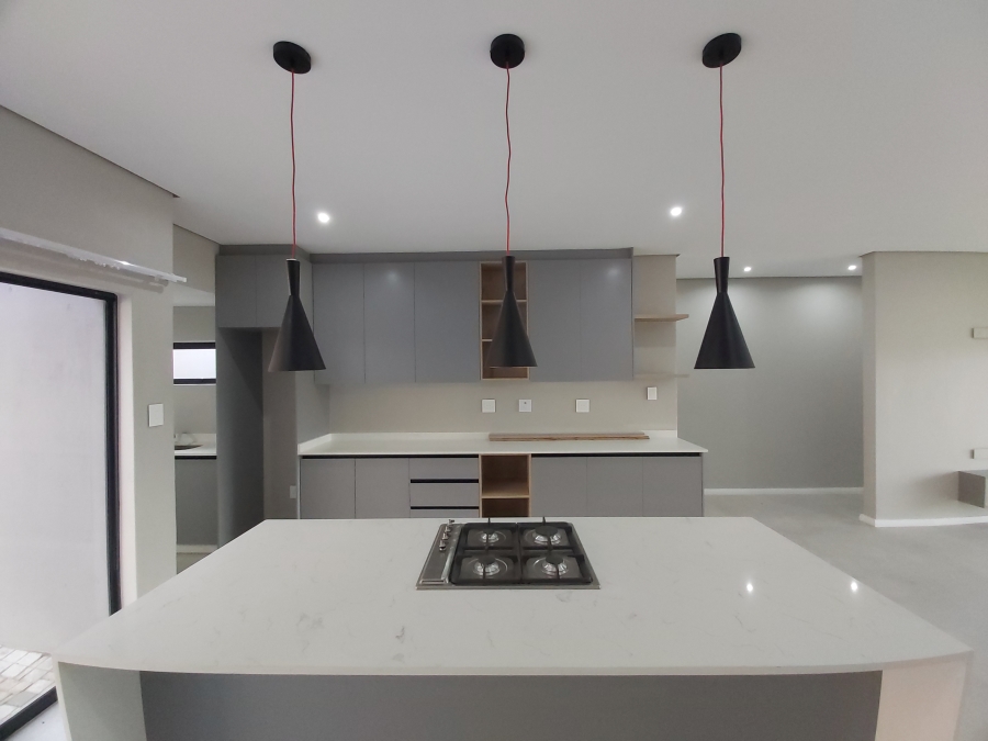 3 Bedroom Property for Sale in Palm Lakes Estate KwaZulu-Natal