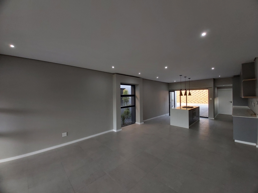 3 Bedroom Property for Sale in Palm Lakes Estate KwaZulu-Natal