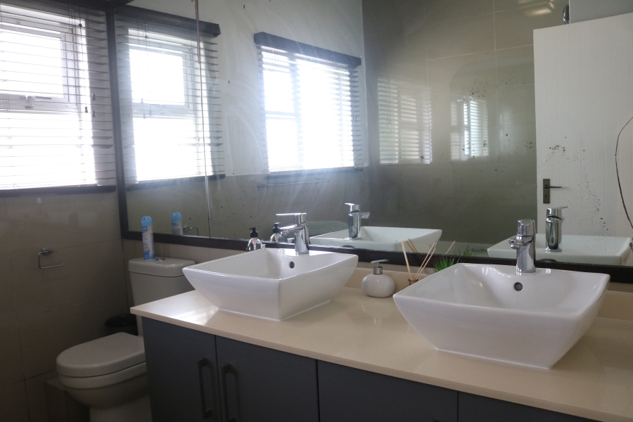 To Let 3 Bedroom Property for Rent in Umdloti Beach KwaZulu-Natal