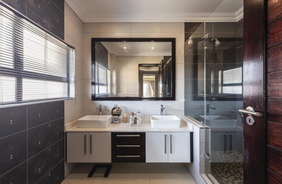 4 Bedroom Property for Sale in Izinga Estate KwaZulu-Natal