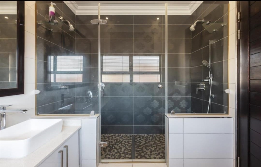 4 Bedroom Property for Sale in Izinga Estate KwaZulu-Natal