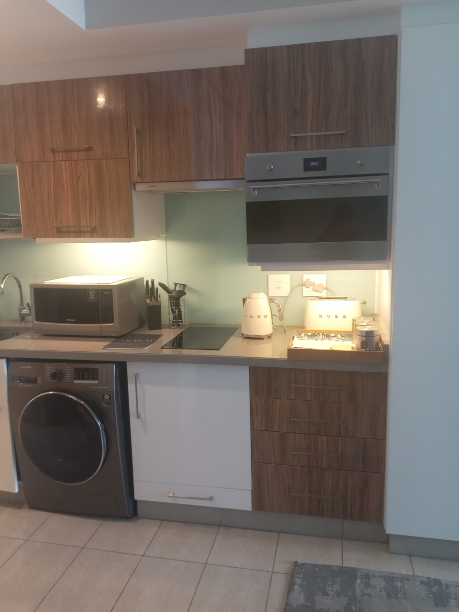 To Let 1 Bedroom Property for Rent in Umhlanga KwaZulu-Natal