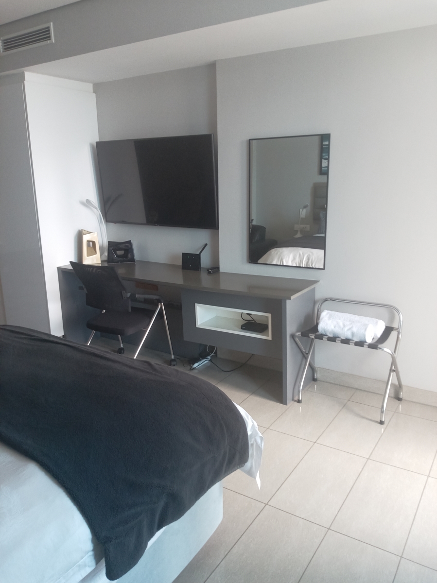 To Let 1 Bedroom Property for Rent in Umhlanga KwaZulu-Natal