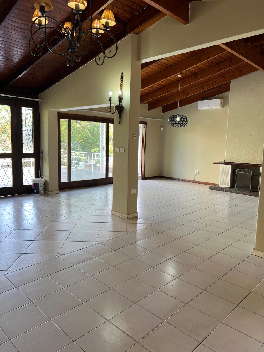 To Let 4 Bedroom Property for Rent in Umhlanga KwaZulu-Natal