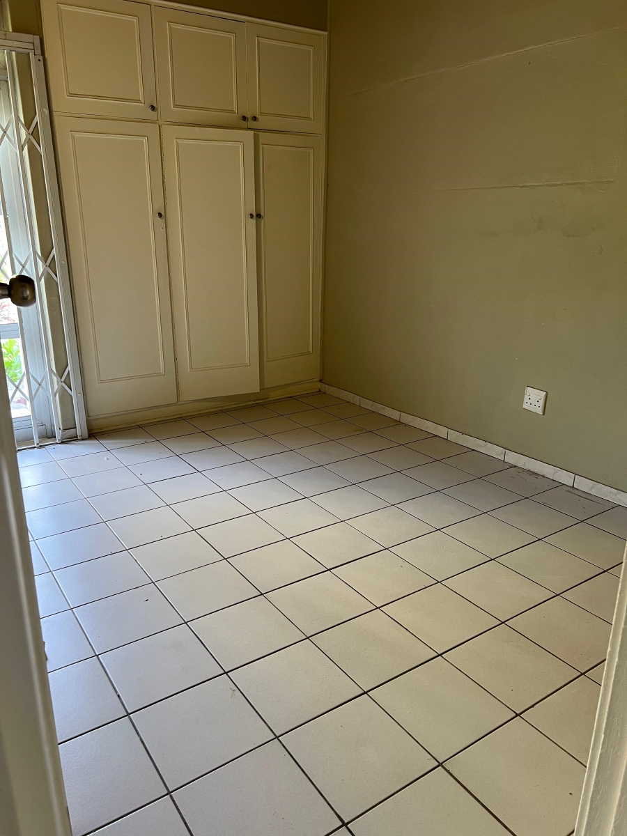 To Let 4 Bedroom Property for Rent in Umhlanga KwaZulu-Natal