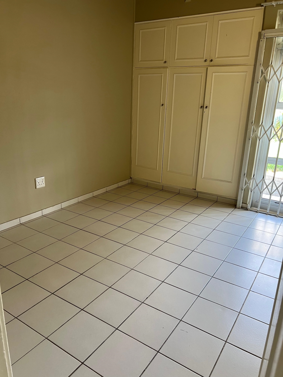 To Let 4 Bedroom Property for Rent in Umhlanga KwaZulu-Natal