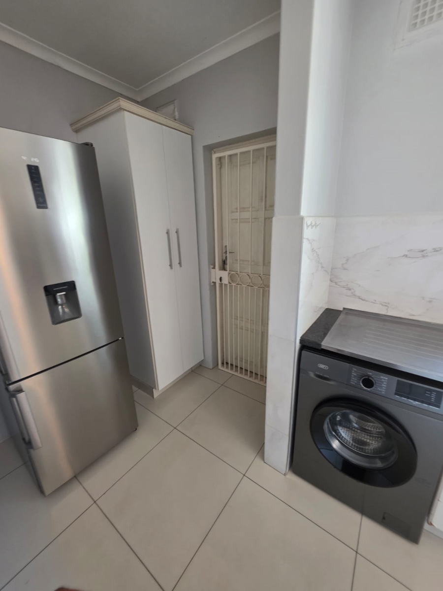 To Let 3 Bedroom Property for Rent in Umhlanga KwaZulu-Natal