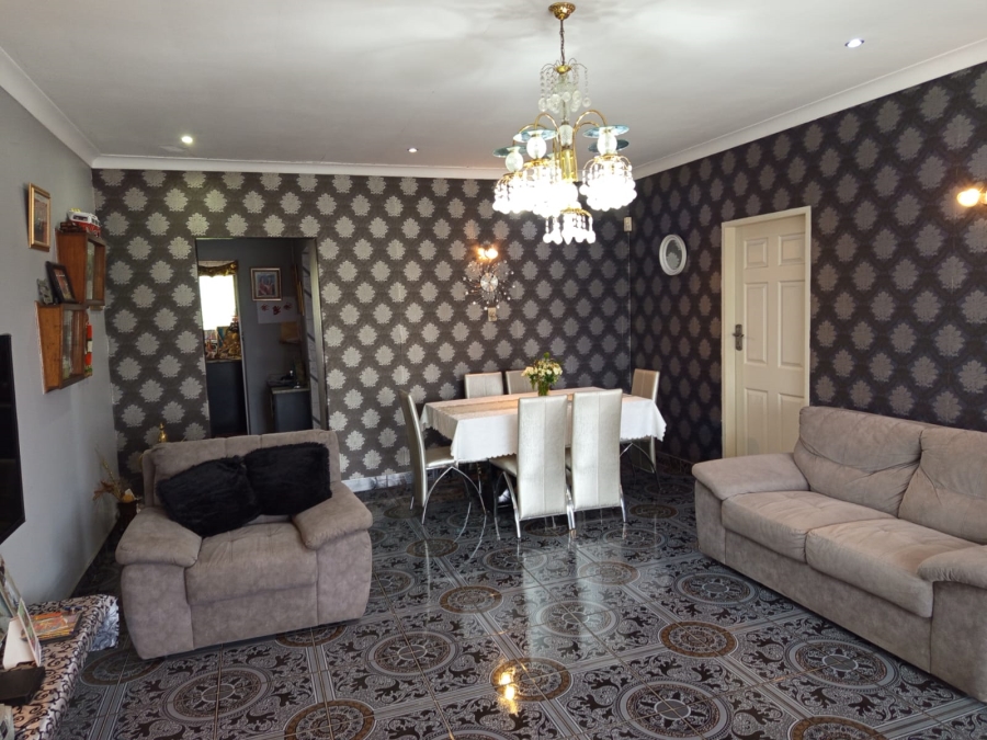 3 Bedroom Property for Sale in Lotusville KwaZulu-Natal