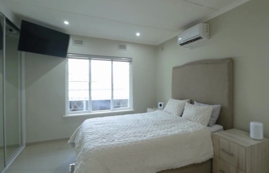 7 Bedroom Property for Sale in Herrwood Park KwaZulu-Natal