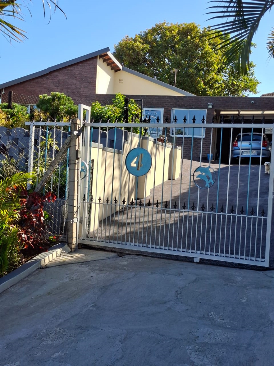 3 Bedroom Property for Sale in Dawncrest KwaZulu-Natal