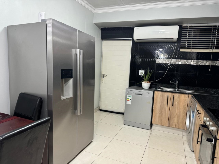 2 Bedroom Property for Sale in Umhlanga Ridge KwaZulu-Natal