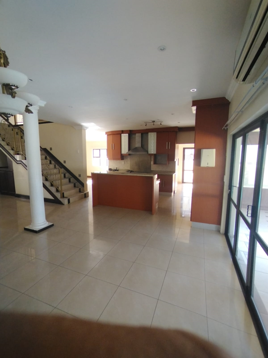 4 Bedroom Property for Sale in Izinga KwaZulu-Natal