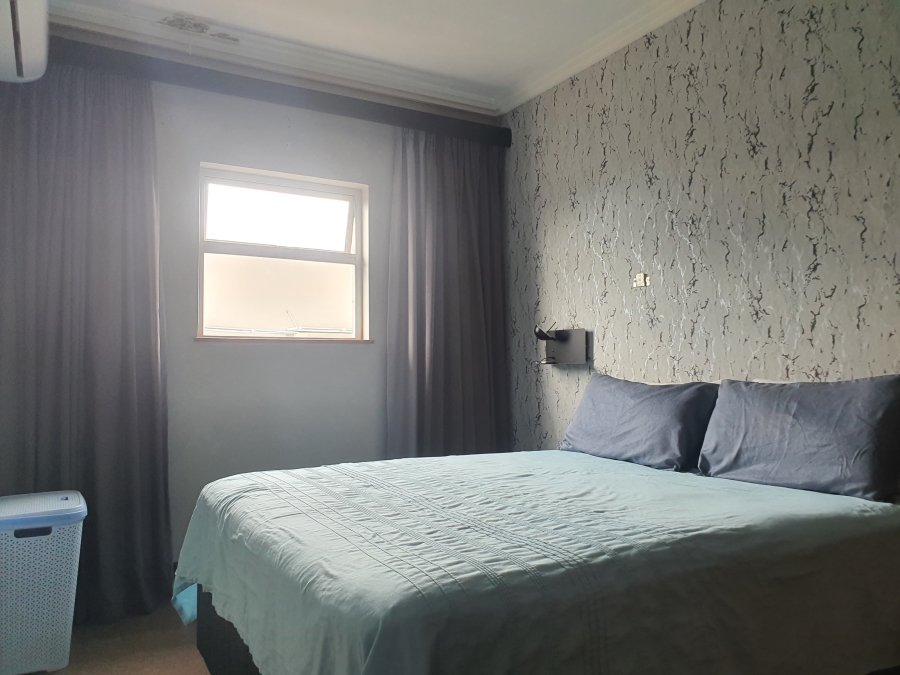 1 Bedroom Property for Sale in New Town Centre KwaZulu-Natal