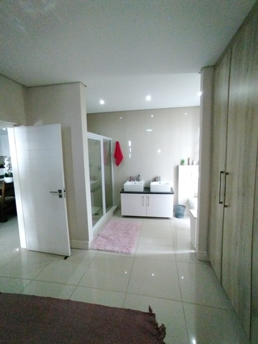 3 Bedroom Property for Sale in La Mercy KwaZulu-Natal