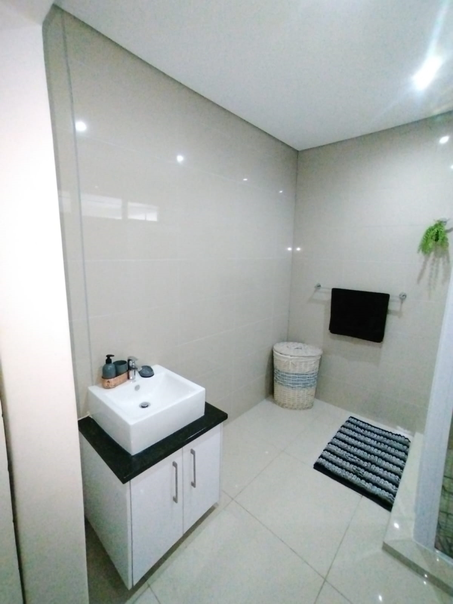 3 Bedroom Property for Sale in La Mercy KwaZulu-Natal