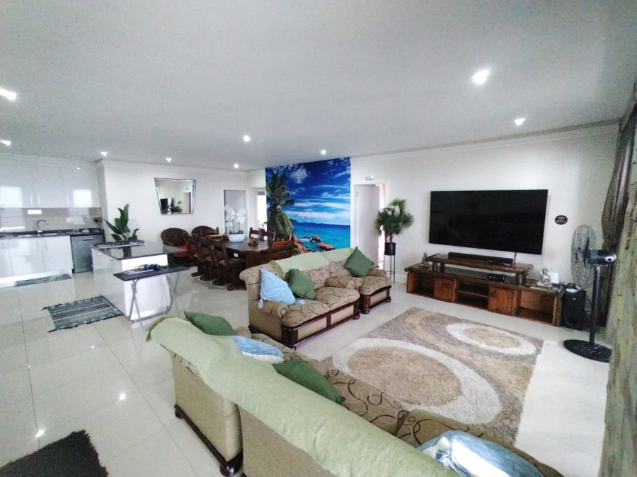 3 Bedroom Property for Sale in La Mercy KwaZulu-Natal