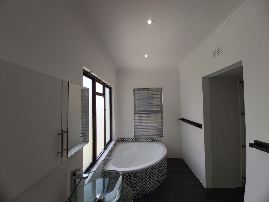 To Let 3 Bedroom Property for Rent in Somerset Park KwaZulu-Natal