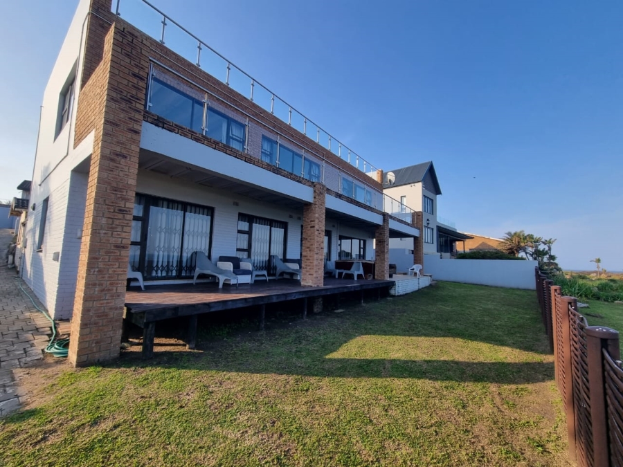 5 Bedroom Property for Sale in Uvongo Beach KwaZulu-Natal