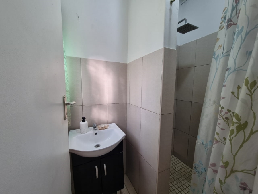 5 Bedroom Property for Sale in Uvongo Beach KwaZulu-Natal