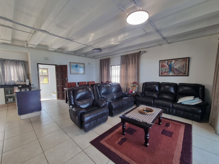 5 Bedroom Property for Sale in Uvongo Beach KwaZulu-Natal