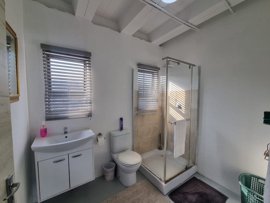 5 Bedroom Property for Sale in Uvongo Beach KwaZulu-Natal