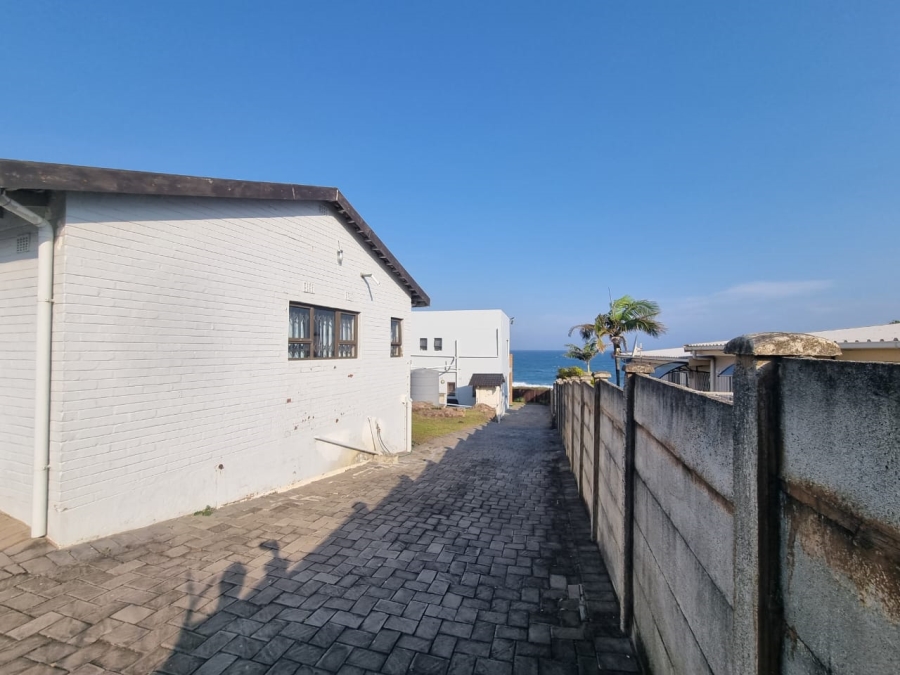 5 Bedroom Property for Sale in Uvongo Beach KwaZulu-Natal