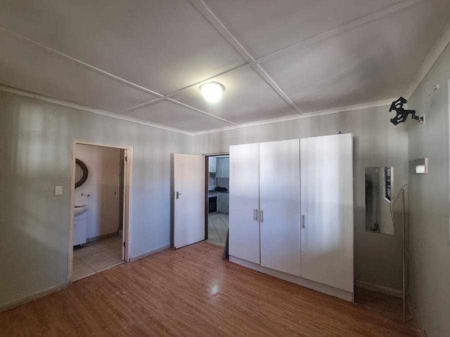 To Let 1 Bedroom Property for Rent in Margate KwaZulu-Natal