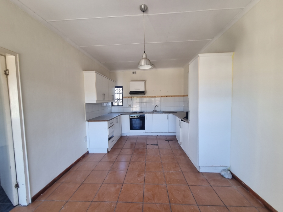 To Let 3 Bedroom Property for Rent in Margate Beach KwaZulu-Natal