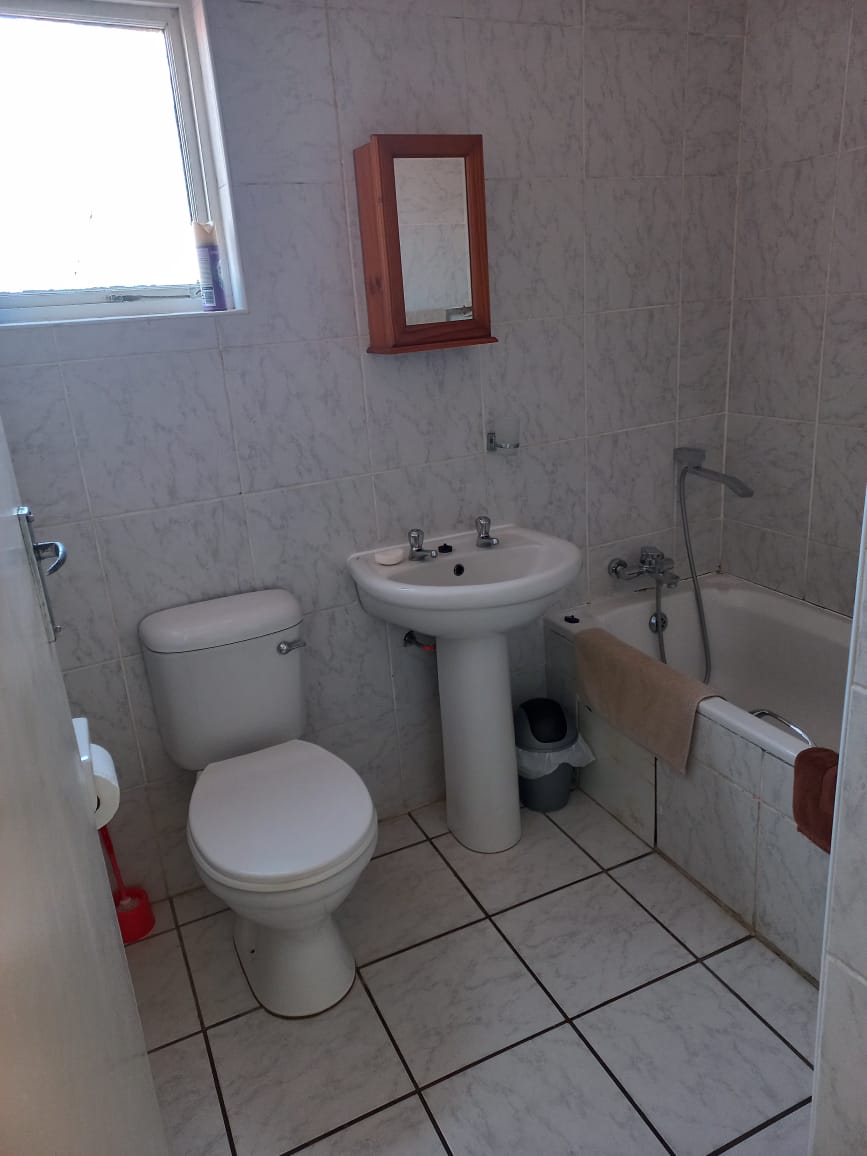 2 Bedroom Property for Sale in Uvongo Beach KwaZulu-Natal