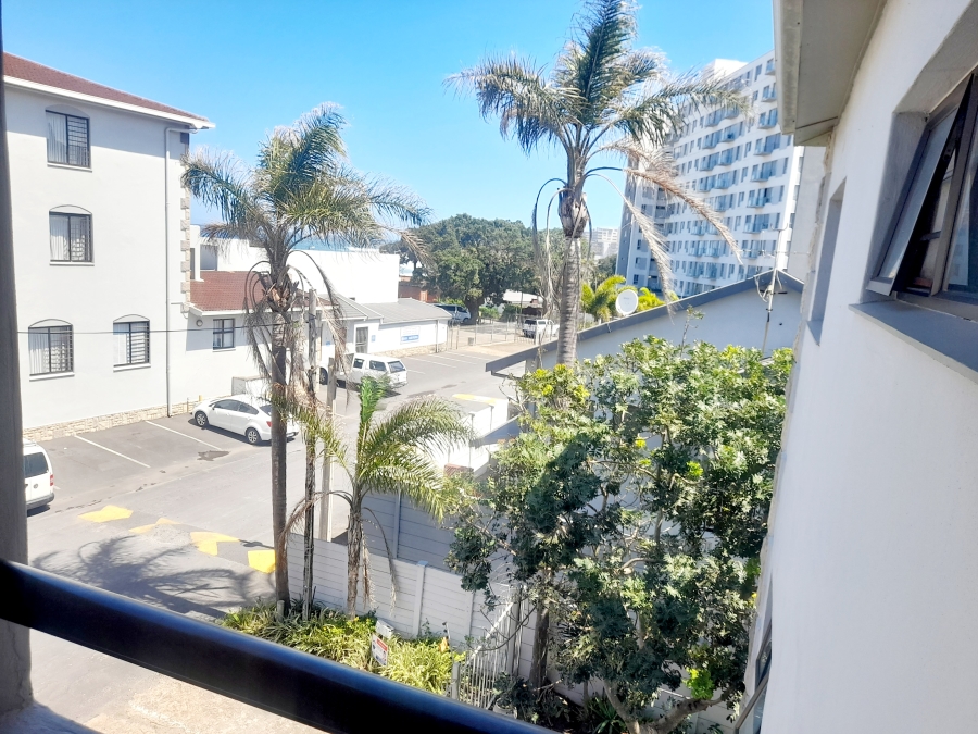 To Let 2 Bedroom Property for Rent in Margate KwaZulu-Natal