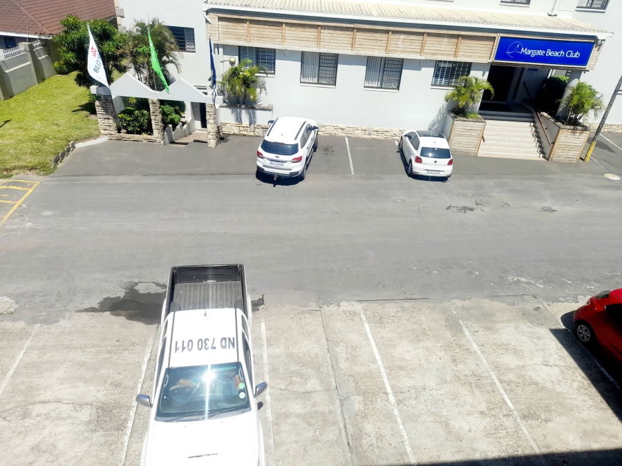 To Let 2 Bedroom Property for Rent in Margate KwaZulu-Natal