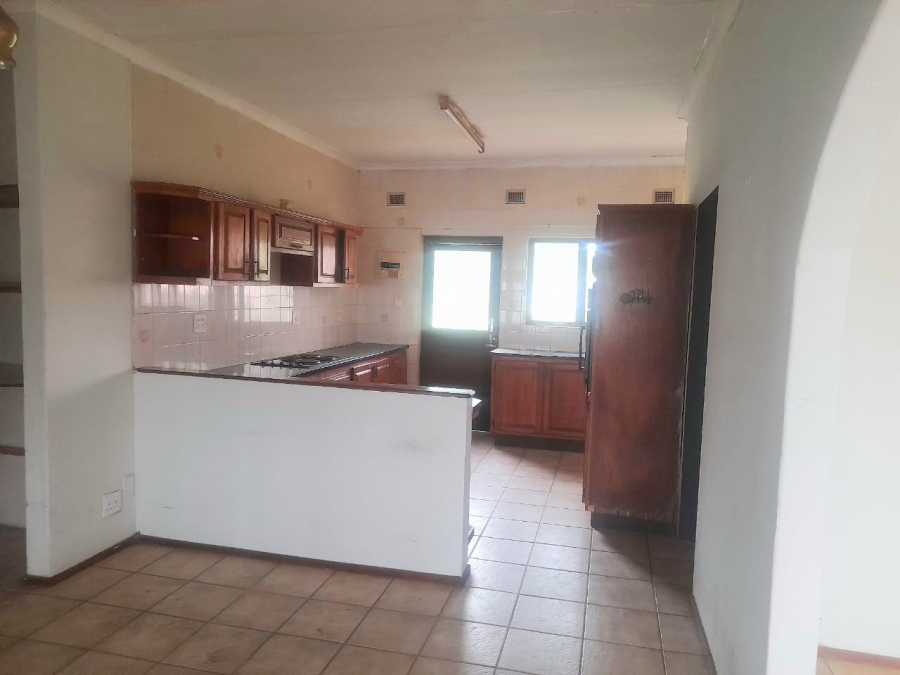 To Let 2 Bedroom Property for Rent in Margate KwaZulu-Natal