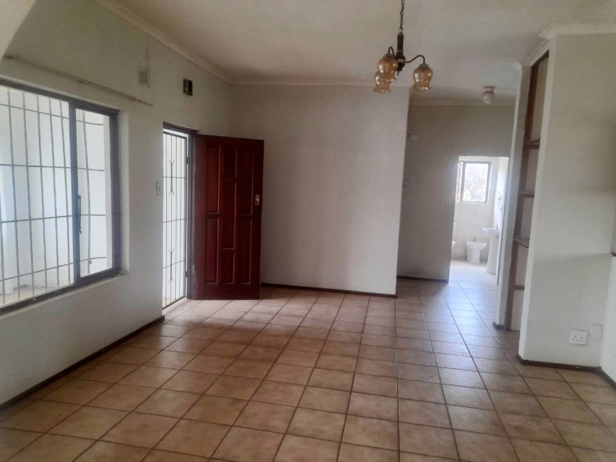 To Let 2 Bedroom Property for Rent in Margate KwaZulu-Natal