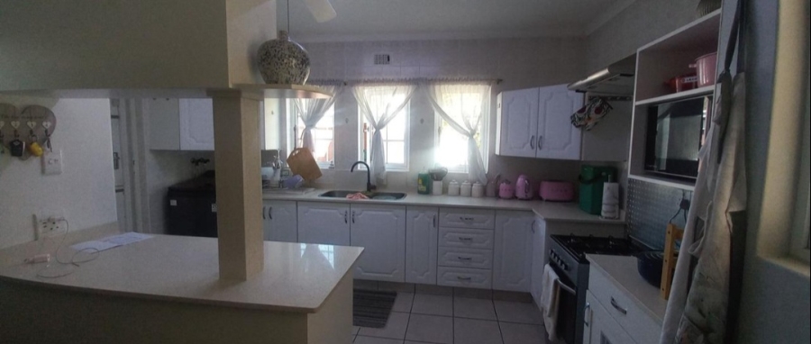 3 Bedroom Property for Sale in Margate KwaZulu-Natal
