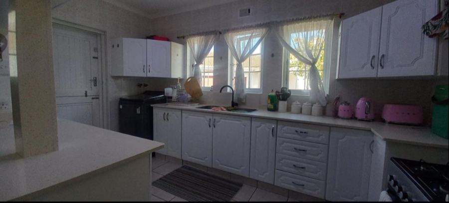 3 Bedroom Property for Sale in Margate KwaZulu-Natal