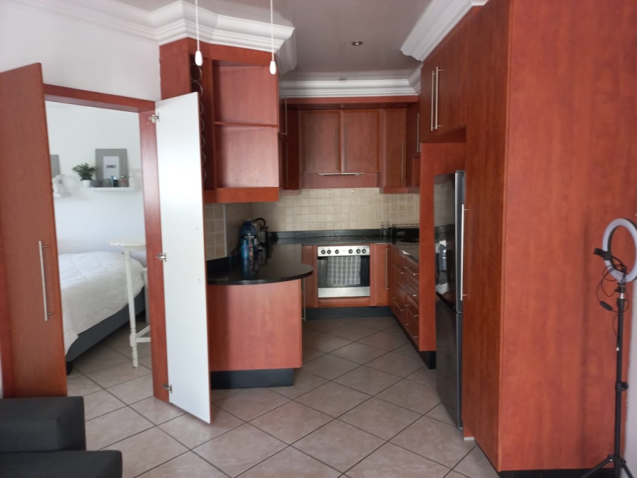 1 Bedroom Property for Sale in Uvongo KwaZulu-Natal