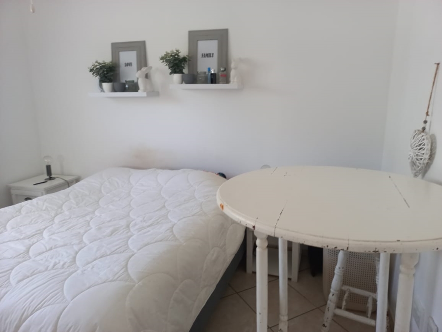 1 Bedroom Property for Sale in Uvongo KwaZulu-Natal