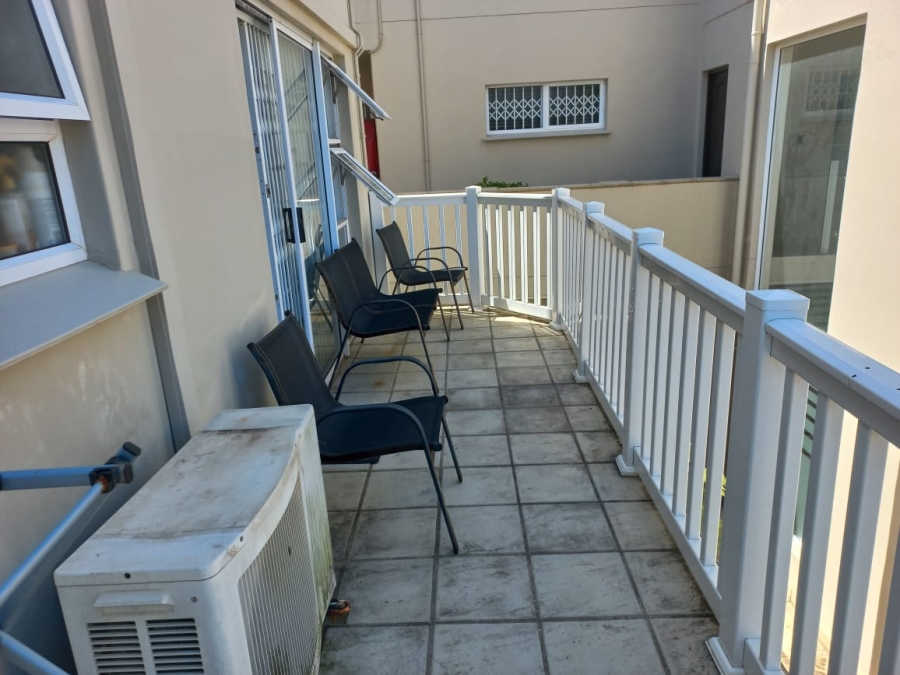 1 Bedroom Property for Sale in Uvongo KwaZulu-Natal