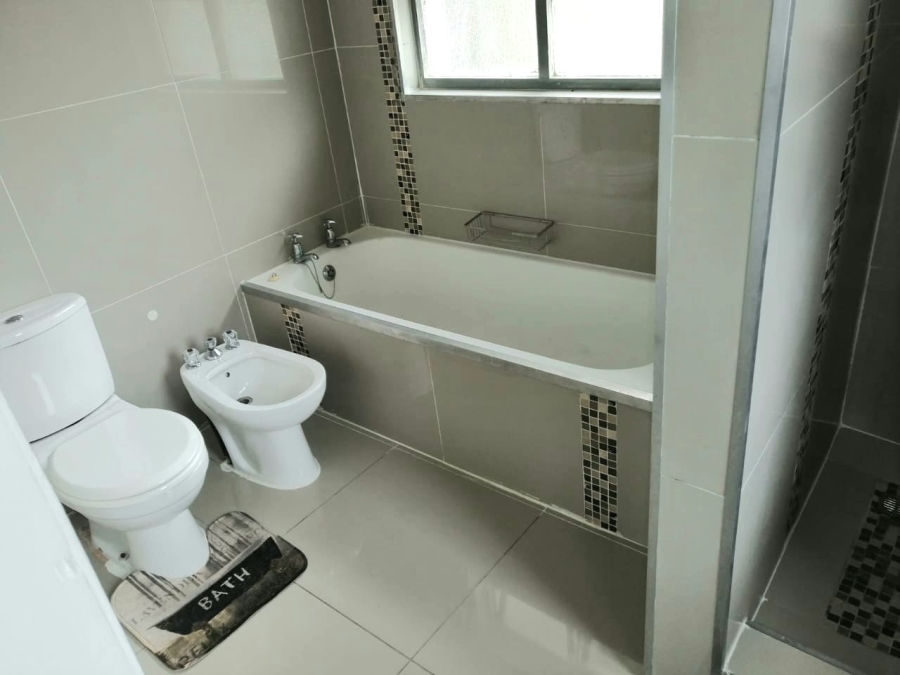 3 Bedroom Property for Sale in St Michaels On Sea KwaZulu-Natal