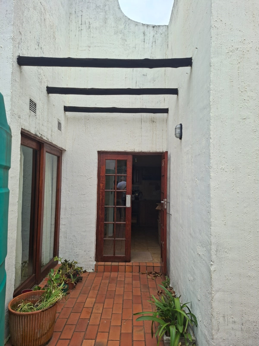 4 Bedroom Property for Sale in Glenmore KwaZulu-Natal