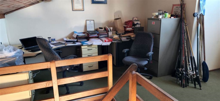 4 Bedroom Property for Sale in Glenmore KwaZulu-Natal